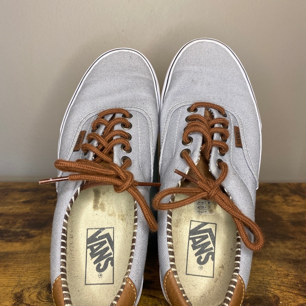 Vans - Picture 4 of 4